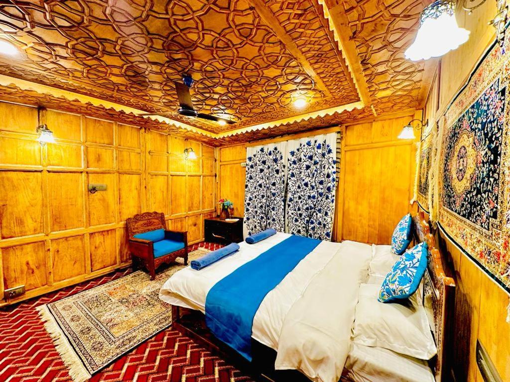 New Zealand Group Of Houseboats Hotel Srīnagar Buitenkant foto